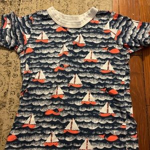 Winter water factory tshirt size 4T